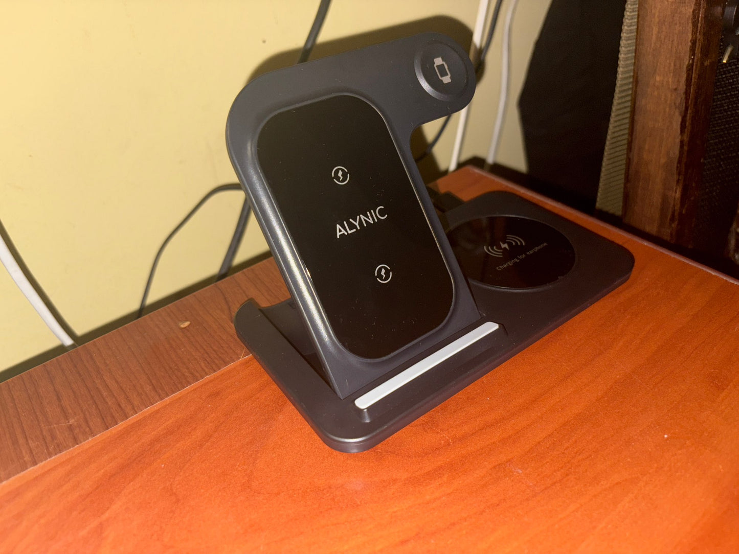 30W 3-in-1 Wireless Charging Station™